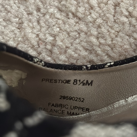 Women’s Carlos peep toe size 8.5 with 4.25” stiletto heel - Picture 9 of 9